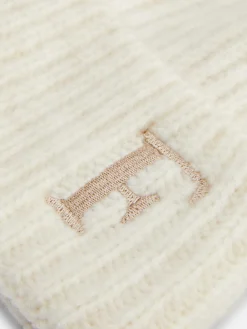 Chapeaux, Gants Et Écharpes|Primark Bonnet à Pompon Avec Initiale Brodée Crème