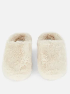 Chaussons|Primark Chaussons En Fausse Fourrure Beige