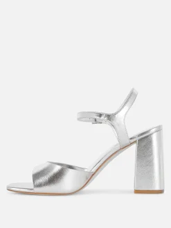 Chaussures À Talons|Primark Chaussures à Talons Carrés Et Bride Incurvée Coupe Large Argent