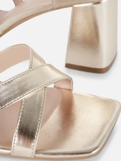 Chaussures À Talons|Primark Chaussures à Talons Larges Avec Brides Croisées Doré