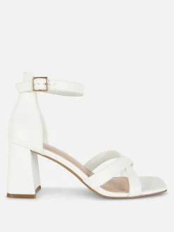 Chaussures À Talons|Primark Chaussures à Talons Larges Avec Brides Croisées Blanc